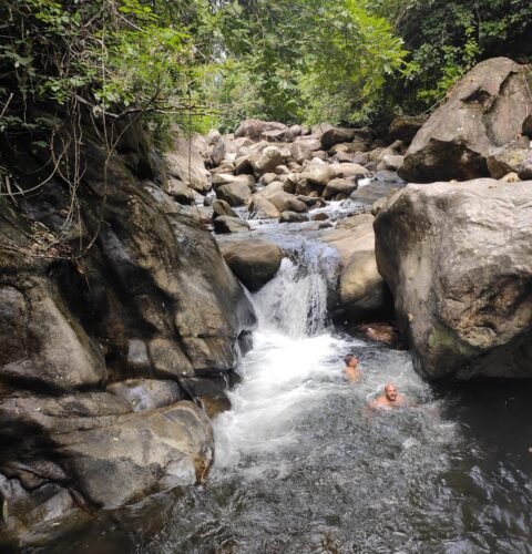 River trekking-1